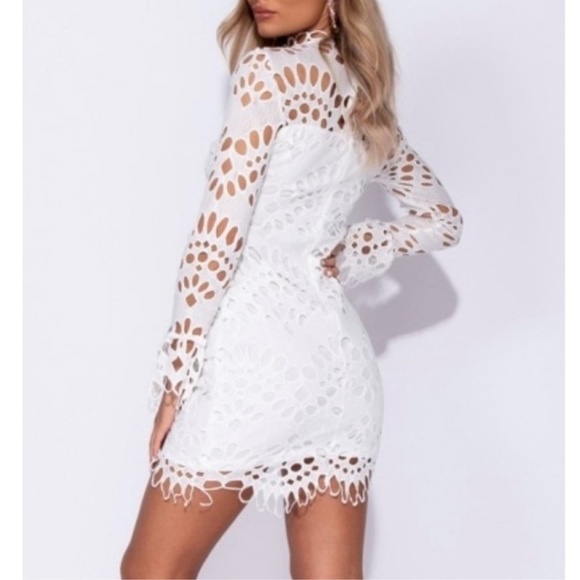 LACE MINI DRESS - Picture 2 of 5